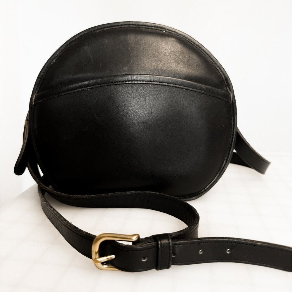RARE Vintage Coach Chester 9901 Black Leather Canteen Crossbody Bag USA 90s